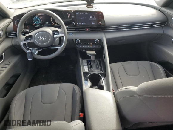 2022 Hyundai Elantra SEL z VIN 5NPLN4AG9NH069250, wystawiony jako Copart lot #44895245 z przebiegiem 55 926 mil mil oraz Szkoda całkowita • Salvage title. Historia ofert i sprzedaży dostępna na DreamBid. Obrazek 8.