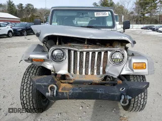 2001 Jeep Wrangler SE with VIN 1J4FA29P81P376340, listed as a Copart auction lot 88975565 with 164,257 mi miles and Clean Title. Bid and sale history available at carsss.com. Image 5.