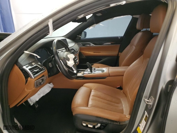 2019 BMW 7 Series 740i with VIN WBA7E2C5XKB217269, listed as a Copart auction lot 76142994 with 0 mi miles and Clean Title. Bid and sale history available at carsss.com. Image 7.