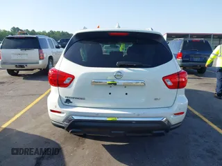 2019 Nissan Pathfinder SV z VIN 5N1DR2MN9KC628340, wystawiony jako IAAI lot #42263841 z przebiegiem 110 951 mil mil oraz . Historia ofert i sprzedaży dostępna na DreamBid. Obrazek 16.