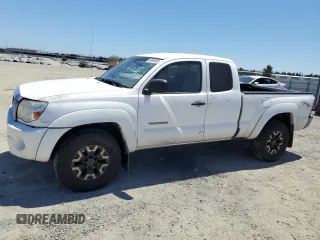 2007 Toyota Tacoma PreRunner z VIN 5TETU62N77Z406395, wystawiony jako Copart lot #65004985 z przebiegiem 330 120 mil mil oraz Czysty tytuł • Clean title. Historia ofert i sprzedaży dostępna na DreamBid. Obrazek 1.