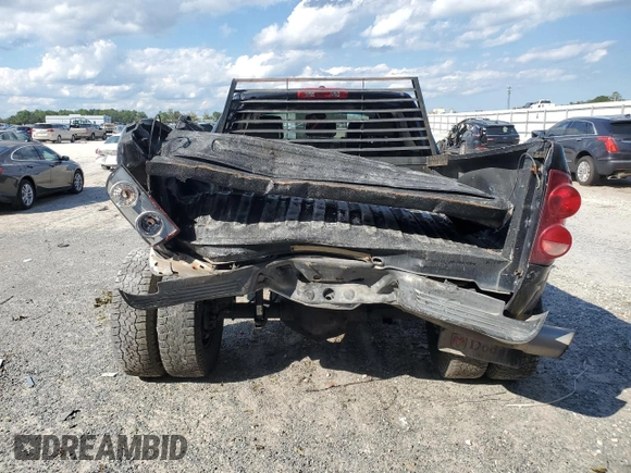 2008 Dodge 3500 Laramie z VIN 3D3MX49A98G105344, wystawiony jako Copart lot #74003044 z przebiegiem 183 844 mil mil oraz Szkoda całkowita • Salvage title. Historia ofert i sprzedaży dostępna na DreamBid. Obrazek 6.