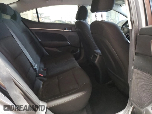 2018 Hyundai Elantra SEL z VIN 5NPD84LF3JH378206, wystawiony jako Copart lot #56584195 z przebiegiem 67 827 mil mil oraz Szkoda całkowita • Salvage title. Historia ofert i sprzedaży dostępna na DreamBid. Obrazek 10.