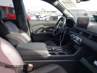 2025 Honda Pilot Black Edition with VIN 5FNYG1H99SB017956, listed as a IAAI auction lot 41401879 with 5,385 mi miles. Bid and sale history available at carsss.com. Image 5.