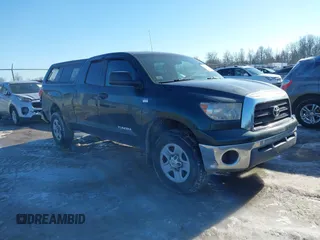 2008 Toyota Tundra 4WD Truck with VIN 5TBBT54108S463211, listed as a IAAI auction lot 41433496 with 232,193 mi miles. Bid and sale history available at carsss.com. Image 1.