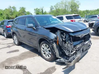 2020 Toyota Highlander Limited z VIN 5TDDZRBH0LS012651, wystawiony jako IAAI lot #42168490 z przebiegiem 51 225 mil mil oraz . Historia ofert i sprzedaży dostępna na DreamBid. Obrazek 1.