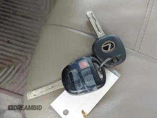 2000 Lexus RX 300 z VIN JT6HF10U5Y0115383, wystawiony jako IAAI lot #42381679 z przebiegiem 217 159 mil mil oraz . Historia ofert i sprzedaży dostępna na DreamBid. Obrazek 11.