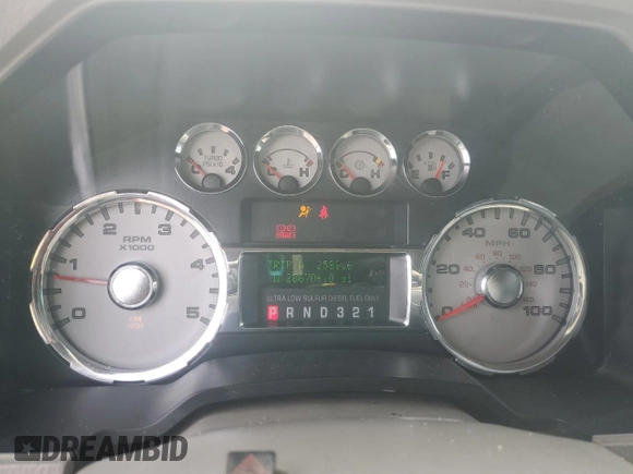 2008 Ford F-350 XL z VIN 1FTWW33R58EA97263, wystawiony jako Copart lot #50834145 z przebiegiem 286 706 mil mil oraz Szkoda całkowita • Salvage title. Historia ofert i sprzedaży dostępna na DreamBid. Obrazek 9.