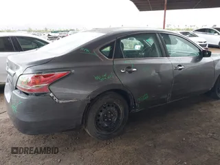 2015 Nissan Altima SL z VIN 1N4AL3AP6FC433909, wystawiony jako IAAI lot #42190877 z przebiegiem 187 777 mil mil oraz . Historia ofert i sprzedaży dostępna na DreamBid. Obrazek 6.