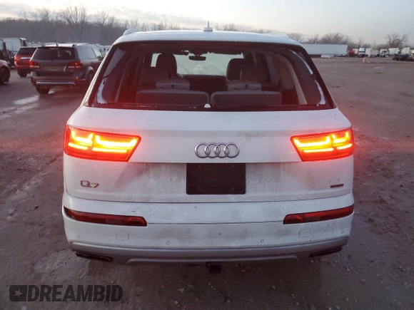 2019 Audi Q7 Prestige z VIN WA1VAAF71KD030692, wystawiony jako Copart lot #84958034 z przebiegiem 90 821 mil mil oraz Szkoda całkowita • Salvage title. Historia ofert i sprzedaży dostępna na DreamBid. Obrazek 6.