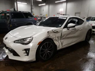 2017 Toyota 86 with VIN JF1ZNAA12H8701678, listed as a Copart auction lot 42676075 with 111,616 mi miles and Salvage Title. Bid and sale history available at carsss.com. Image 1.