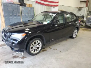 2014 BMW X1 xDrive28i z VIN WBAVL1C57EVY24109, wystawiony jako Copart lot #60222755 z przebiegiem 107 090 mil mil oraz Czysty tytuł • Clean title. Historia ofert i sprzedaży dostępna na DreamBid. Obrazek 1.