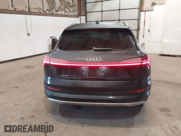 2019 Audi e-tron Prestige with VIN WA1VABGE1KB008769, listed as a IAAI auction lot 41412414 with 41,072 mi miles and . Bid and sale history available at DreamBid. Image 16.