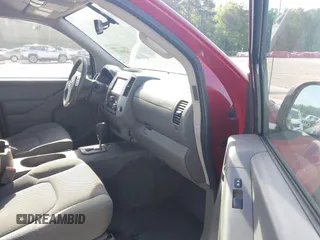 2021 Nissan Frontier SV z VIN 1N6ED0EA8MN714704, wystawiony jako IAAI lot #42065227 z przebiegiem 45 735 mil mil oraz . Historia ofert i sprzedaży dostępna na DreamBid. Obrazek 5.