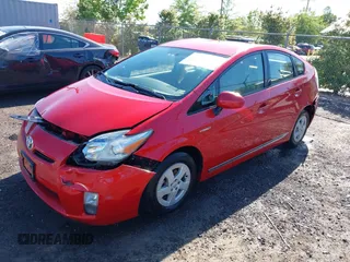 2010 Toyota Prius II with VIN JTDKN3DU0A0203464, listed as a IAAI auction lot 42113810 with 137,462 mi miles. Bid and sale history available at carsss.com. Image 2.