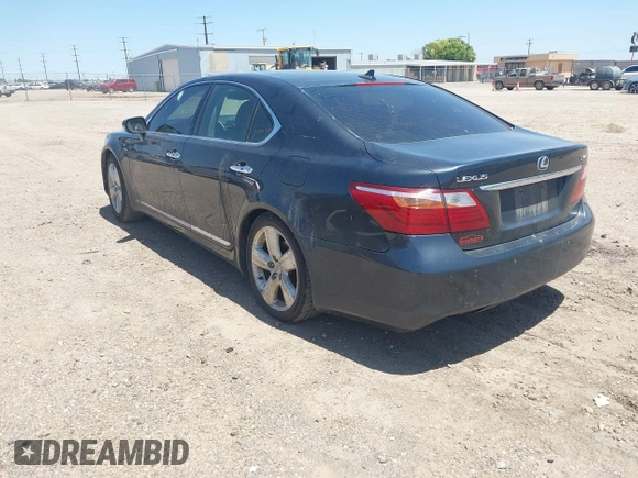 2010 Lexus LS 460 with VIN JTHBL5EF5A5101080, listed as a IAAI auction lot 42298809 with 126,985 mi miles and . Bid and sale history available at DreamBid. Image 3.