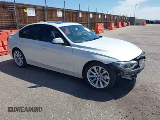 2018 BMW 3 Series 320i xDrive with VIN WBA8A3C55JA488217, listed as a IAAI auction lot 41971658 with 85,312 mi miles and . Bid and sale history available at DreamBid. Image 1.