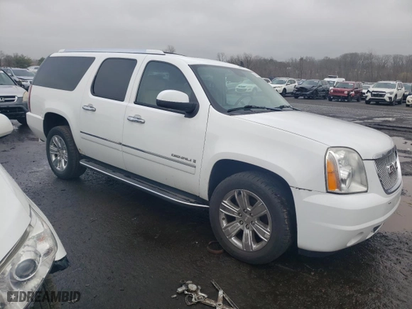 2009 GMC Yukon XL Denali with VIN 1GKFK06259J117081, listed as a Copart auction lot 51505325 with 183,589 mi miles and Salvage Title. Bid and sale history available at carsss.com. Image 4.