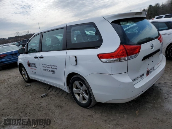 2013 Toyota Sienna L с VIN 5TDZK3DC6DS315122, выставлен на аукционе Copart как лот 47453125 с пробегом 161 106 миль миль и На запчасти • Non repairable. История ставок и продаж доступна на DreamBid. Изображение 2.