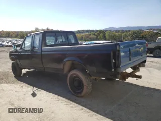 1993 Ford F-250 with VIN 1FTHX26H6PKB45310, listed as a Copart auction lot 76711334 with 0 mi miles and Salvage Title. Bid and sale history available at carsss.com. Image 2.