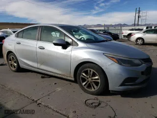 2018 Chevrolet Cruze LT with VIN 1G1BE5SM5J7175157, listed as a Copart auction lot 42557895 with 169,975 mi miles and Salvage Title. Bid and sale history available at carsss.com. Image 4.