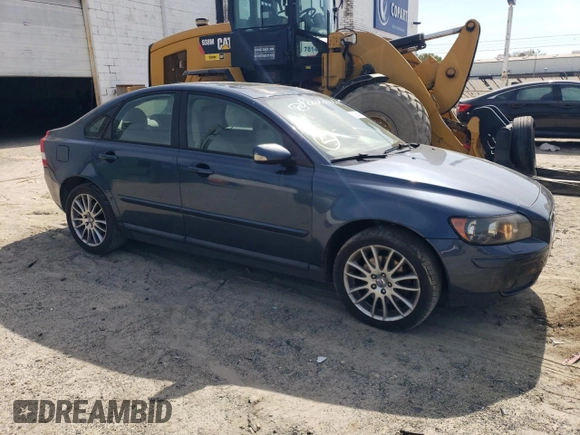 2006 Volvo S40 2.4L with VIN YV1MS382462213723, listed as a Copart auction lot 52985855 with 215,644 mi miles and Salvage Title. Bid and sale history available at carsss.com. Image 4.