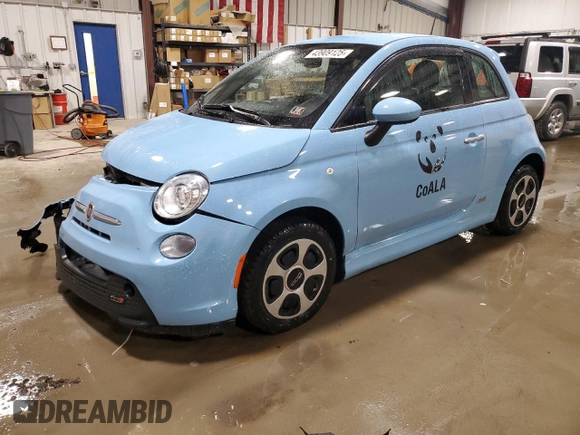 2017 FIAT 500e z VIN 3C3CFFGE5HT579876, wystawiony jako Copart lot #43909125 z przebiegiem 16 772 mil mil oraz Szkoda całkowita • Salvage title. Historia ofert i sprzedaży dostępna na DreamBid. Obrazek 1.