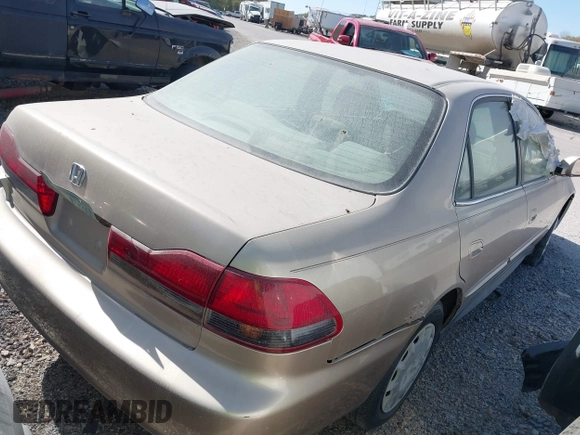 2001 Honda Accord LX with VIN 1HGCG66521A022612, listed as a IAAI auction lot 39372406 with Not provided miles and . Bid and sale history available at DreamBid. Image 4.