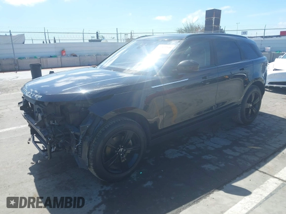 2019 Land Rover Range Rover Velar S with VIN SALYB2EN7KA779531, listed as a IAAI auction lot 41809548 with 92,113 mi miles. Bid and sale history available at carsss.com. Image 18.