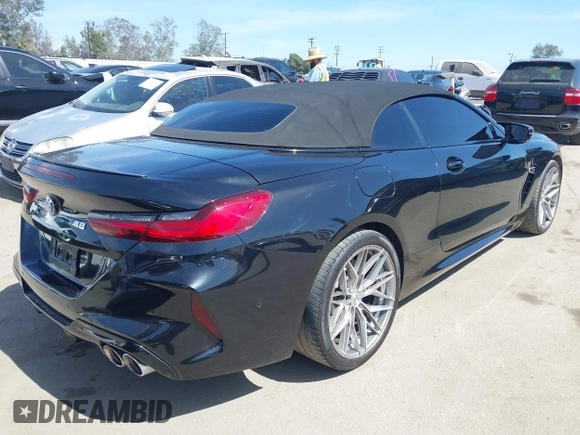 2020 BMW M8 Competition z VIN WBSDZ0C0XLCD28138, wystawiony jako IAAI lot #42339303 z przebiegiem 30 298 mil mil oraz . Historia ofert i sprzedaży dostępna na DreamBid. Obrazek 4.