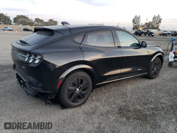 2022 Ford Mustang Mach-E California Route 1 z VIN 3FMTK2R72NMA38445, wystawiony jako Copart lot #84084384 z przebiegiem Nie podano mil oraz Szkoda całkowita • Salvage title. Historia ofert i sprzedaży dostępna na DreamBid. Obrazek 3.