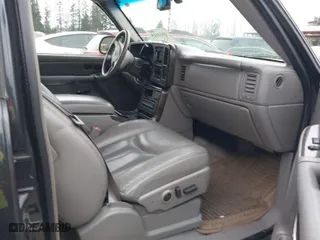 2003 GMC Yukon Denali with VIN 1GKEK63U73J310098, listed as a IAAI auction lot 41831615 with 262,134 mi miles. Bid and sale history available at carsss.com. Image 5.