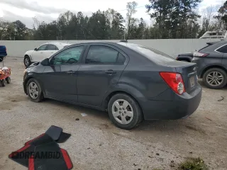 2016 Chevrolet Sonic LS z VIN 1G1JA5SH5G4106781, wystawiony jako Copart lot #49690075 z przebiegiem 132 673 mil mil oraz Szkoda całkowita • Salvage title. Historia ofert i sprzedaży dostępna na DreamBid. Obrazek 2.
