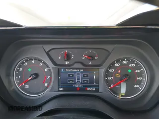 2019 Chevrolet Camaro 1LT with VIN 1G1FB3DS8K0117600, listed as a IAAI auction lot 41174936 with 110,273 mi miles. Bid and sale history available at carsss.com. Image 7.
