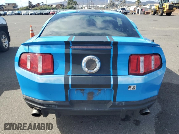 2011 Ford Mustang V6 with VIN 1ZVBP8AM8B5156374, listed as a Copart auction lot 61855985 with 81,403 mi miles and Clean title. Bid and sale history available at DreamBid. Image 6.