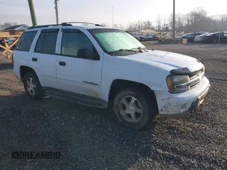 2003 Chevrolet TrailBlazer LS with VIN 1GNDT13S632228371, listed as a IAAI auction lot 41475311 with 249,180 mi miles. Bid and sale history available at carsss.com. Image 1.