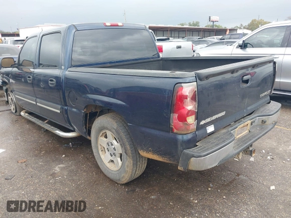 2005 Chevrolet Silverado 1500 LS z VIN 2GCEC13T151397500, wystawiony jako IAAI lot #40999355 z przebiegiem 302 934 mil mil oraz . Historia ofert i sprzedaży dostępna na DreamBid. Obrazek 3.