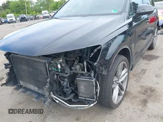 2018 Audi Q7 Prestige z VIN WA1VAAF75JD013490, wystawiony jako IAAI lot #42188029 z przebiegiem 124 894 mil mil oraz . Historia ofert i sprzedaży dostępna na DreamBid. Obrazek 6.