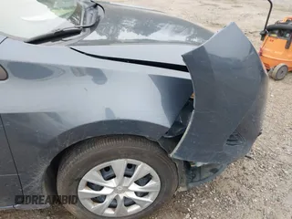 2019 Toyota Corolla L z VIN 2T1BURHE3KC191830, wystawiony jako IAAI lot #41798764 z przebiegiem 169 558 mil mil oraz . Historia ofert i sprzedaży dostępna na DreamBid. Obrazek 6.