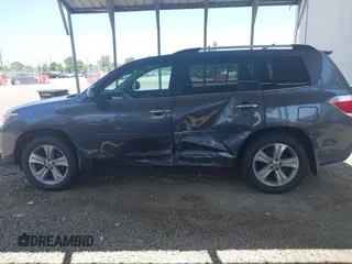 2013 Toyota Highlander Limited with VIN 5TDDK3EH2DS272953, listed as a IAAI auction lot 42582802 with 144,482 mi miles and . Bid and sale history available at DreamBid. Image 14.
