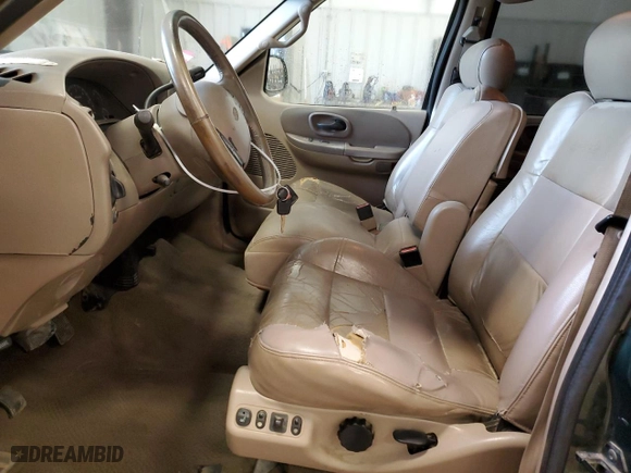 2001 Ford F-150 SuperCrew XLT with VIN 1FTRW07L41KC48389, listed as a Copart auction lot 45988115 with 285,152 mi miles and Clean Title. Bid and sale history available at carsss.com. Image 7.