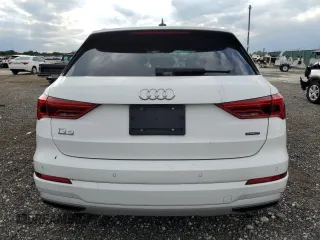 2022 Audi Q3 Premium with VIN WA1AUCF30N1122218, listed as a Copart auction lot 76286484 with 25,575 mi miles and Non Repairable. Bid and sale history available at carsss.com. Image 6.
