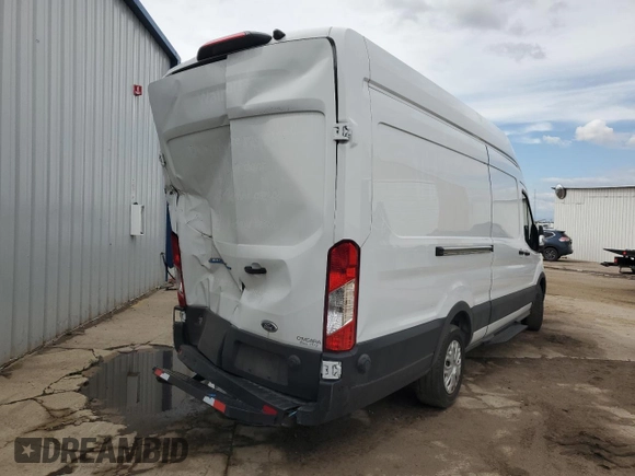 2022 Ford E-Transit Cargo z VIN 1FTBW3XKXNKA30408, wystawiony jako Copart lot #67506013 z przebiegiem 20 228 mil mil oraz . Historia ofert i sprzedaży dostępna na DreamBid. Obrazek 3.
