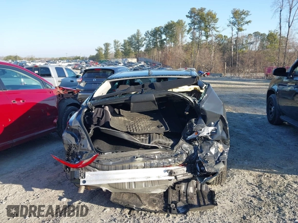 2025 Toyota Camry LE with VIN 4T1DAACK6SU013957, listed as a IAAI auction lot 41500800 with 31,414 mi miles and . Bid and sale history available at DreamBid. Image 15.