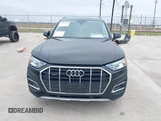 2021 Audi Q5 Premium with VIN WA1AAAFYXM2005196, listed as a IAAI auction lot 41593700 with 63,573 mi miles. Bid and sale history available at carsss.com. Image 12.