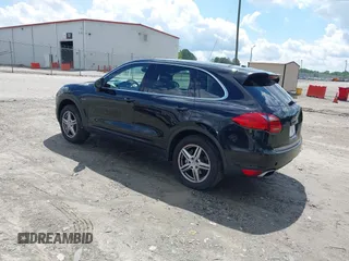 2011 Porsche Cayenne S Hybrid with VIN WP1AE2A20BLA92714, listed as a IAAI auction lot 42255019 with 101,274 mi miles and . Bid and sale history available at DreamBid. Image 3.