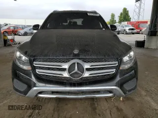 2018 Mercedes-Benz GLC 300 with VIN WDC0G4JB6JV101142, listed as a Copart auction lot 64794555 with 105,432 mi miles and Clean title. Bid and sale history available at DreamBid. Image 5.