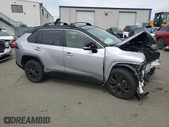 2024 Toyota RAV4 Hybrid XSE with VIN JTME6RFV1RD563804, listed as a Copart auction lot 48415275 with 4,079 mi miles and Salvage Title. Bid and sale history available at DreamBid. Image 4.