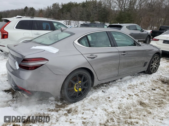 2023 Genesis G70 2.0T z VIN KMTG34TA4PU129221, wystawiony jako Copart lot #44924335 z przebiegiem 32 744 mil mil oraz Czysty tytuł • Clean title. Historia ofert i sprzedaży dostępna na DreamBid. Obrazek 3.