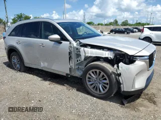 2025 Mazda CX-90 Preferred z VIN JM3KKBHD9S1197356, wystawiony jako Copart lot #60293755 z przebiegiem 14 491 mil mil oraz Czysty tytuł • Clean title. Historia ofert i sprzedaży dostępna na DreamBid. Obrazek 4.